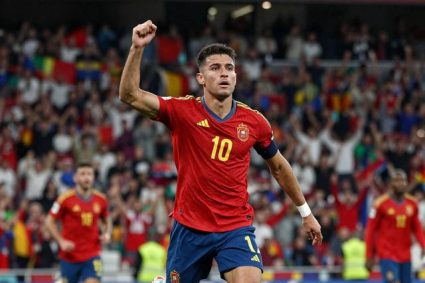 Tây Ban Nha làm nên lịch sử, đánh bại Pháp 2-0 để giành vé vào chung kết World Cup 2026